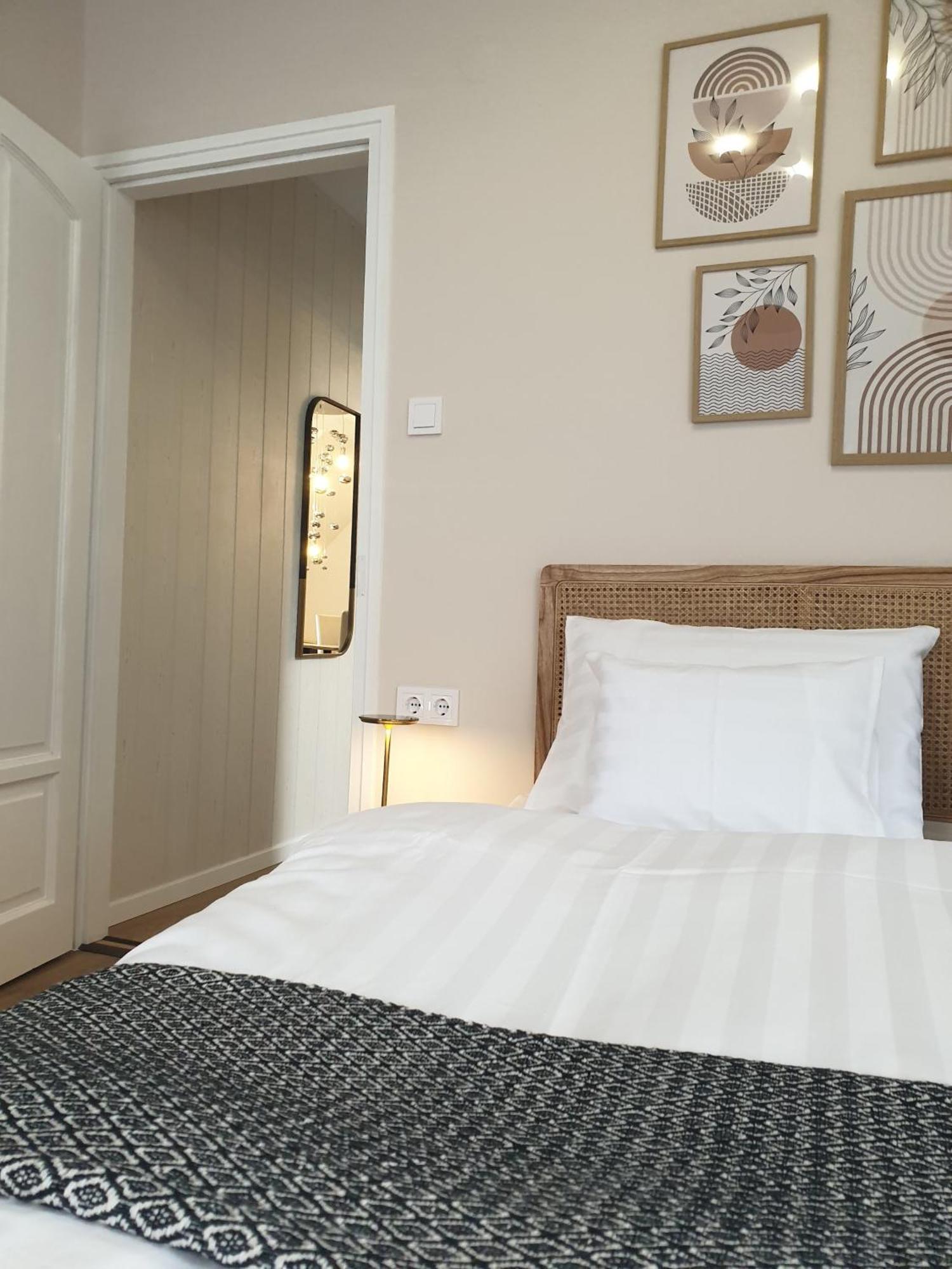 The Secret Garden - Keszthely Bed & Breakfast Luaran gambar