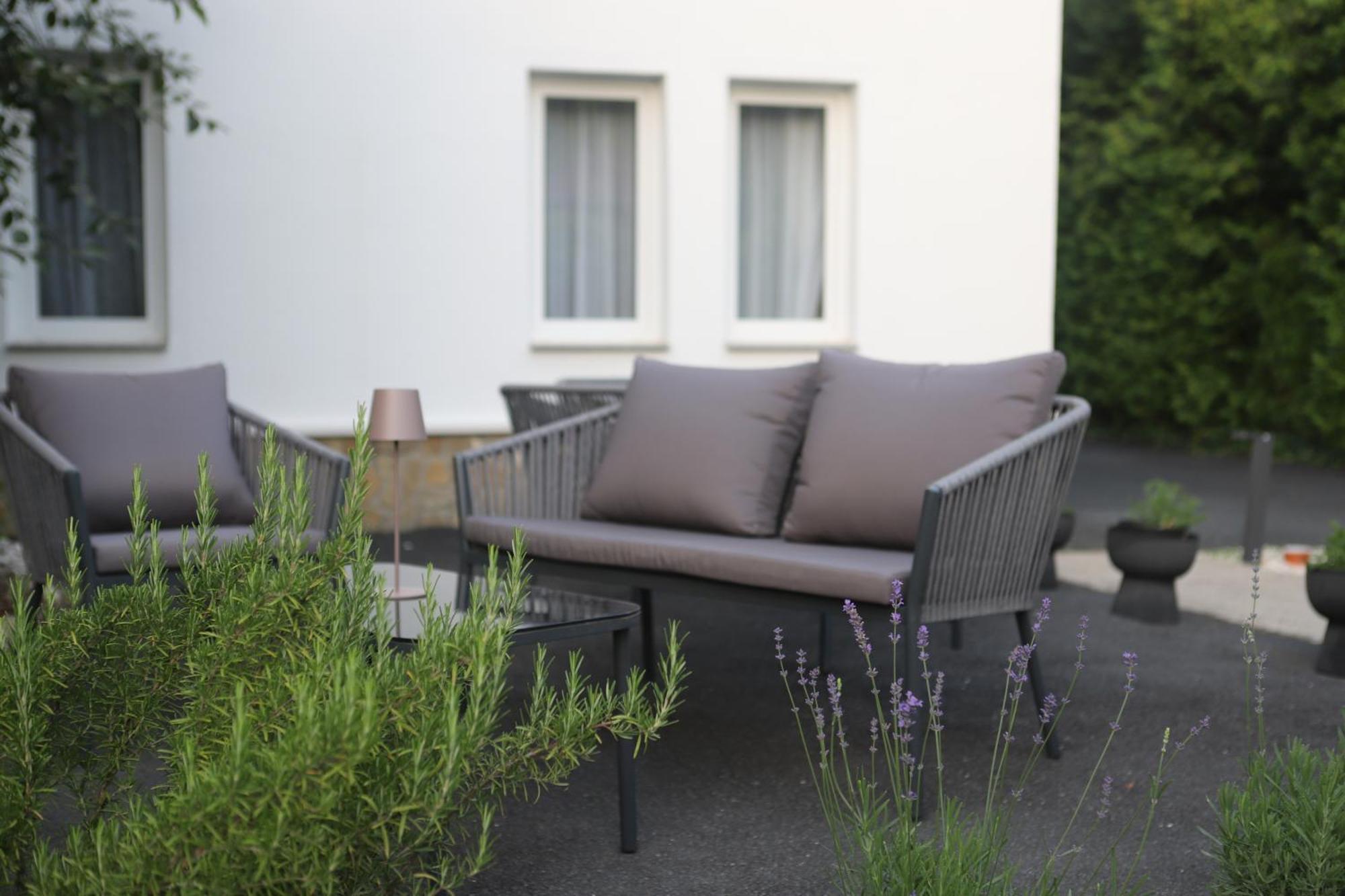 The Secret Garden - Keszthely Bed & Breakfast Luaran gambar