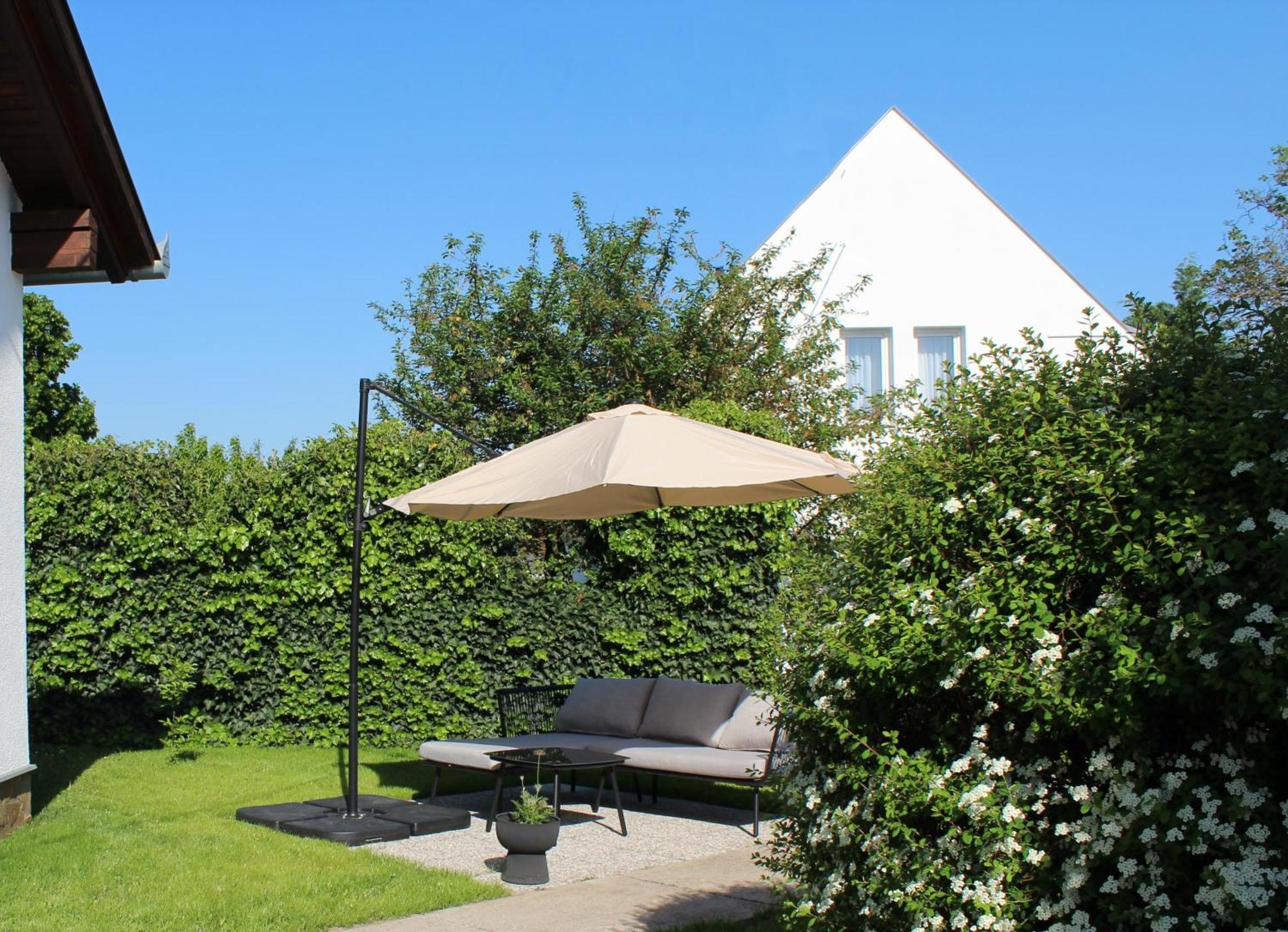 The Secret Garden - Keszthely Bed & Breakfast Luaran gambar